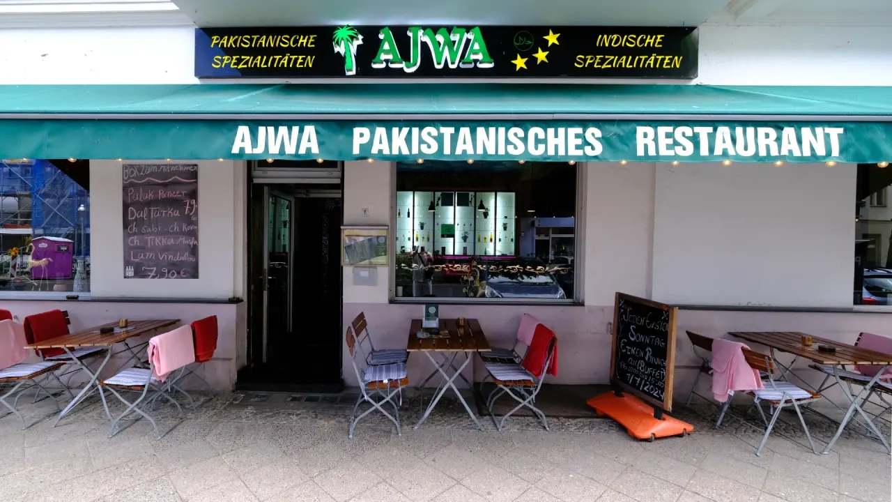 BookNoFees: 음식점 – Ajwa – Berlin – Ajwa, 사진 1