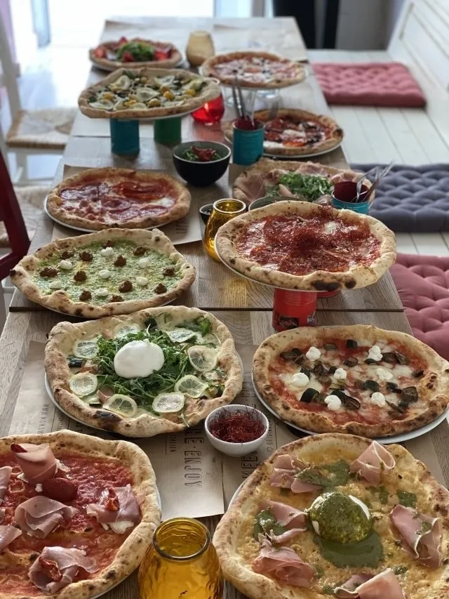 BookNoFees: 음식점 – Momo Pizza Gourmet – Vienna – Momo Pizza Gourmet, 사진 1