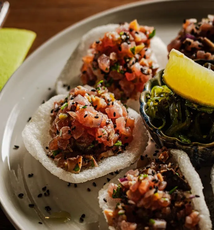 BookNoFees: 음식점 – Bush Grill&Bar – Warsaw – Bush Grill&Bar, 사진 1