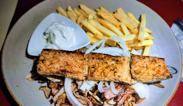 BookNoFees: 음식점 – Ouzo No. 12 - Restaurant im TechnoPark – Schwerte – Ouzo No. 12 - 테크노파크 내 레스토랑입니다., 사진 3