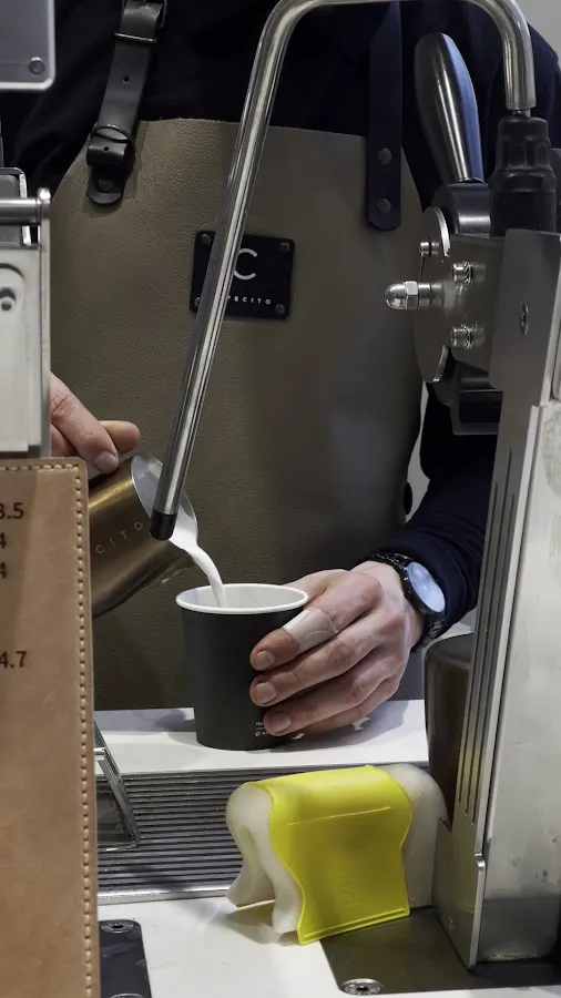 BookNoFees: 음식점 – Cafecito – Amsterdam – 작은 커피, 사진 3