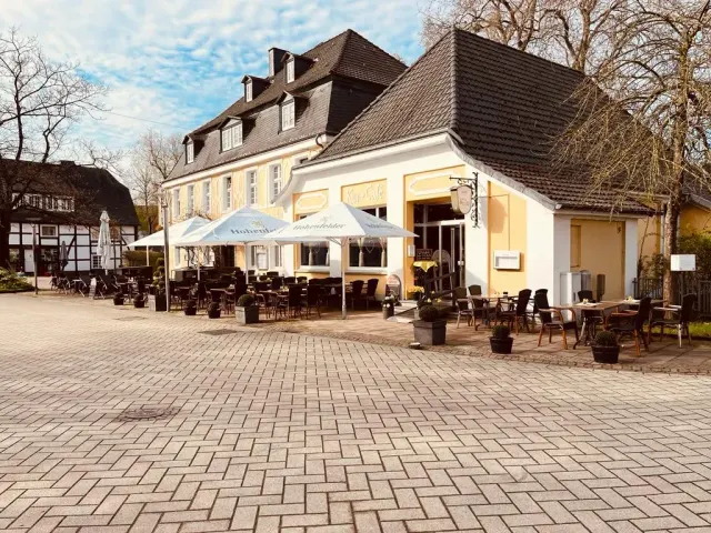 BookNoFees: 카페 – Parkhotel & Kur-Café Bad Sassendorf – Bad Sassendorf – Parkhotel & Kur-Café Bad Sassendorf, 사진 2