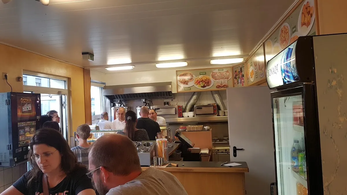 BookNoFees: 음식점 – Cappadocia Döner Grill Pizza – Erwitte – 카파도키아 되네르 그릴 피자, 사진 1
