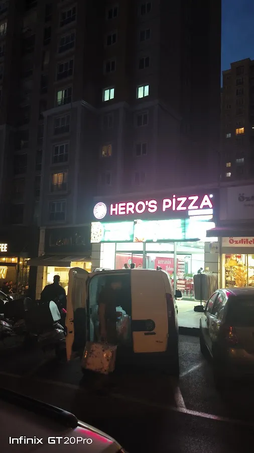 BookNoFees: 음식점 – Hero's Pizza Başakşehir Şubesi – Istanbul – 히어로즈 피자 바샥셰히르 지점, 사진 2