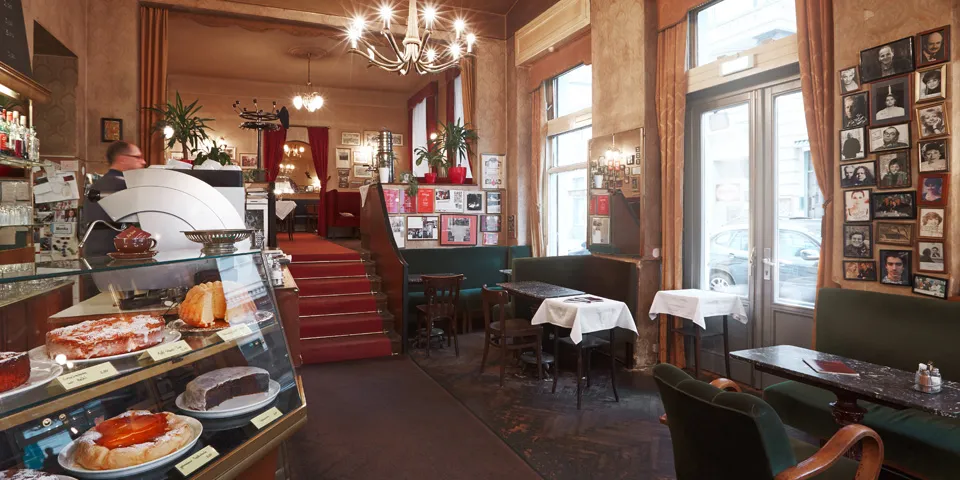 BookNoFees: 카페 – Café Jelinek – Vienna – Café Jelinek, 사진 1