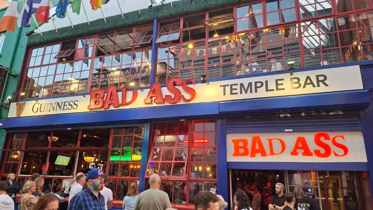 BookNoFees: 음식점 – Bad Ass Cafe – Dublin – Bad Ass Cafe, 사진 1