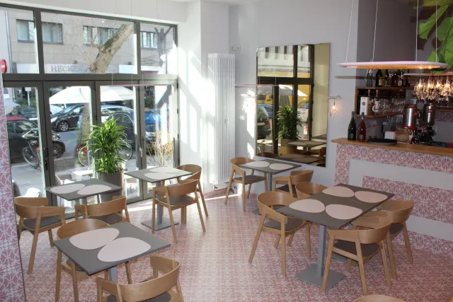 BookNoFees: 음식점 – Napolita – Berlin – 나폴리타, 사진 2