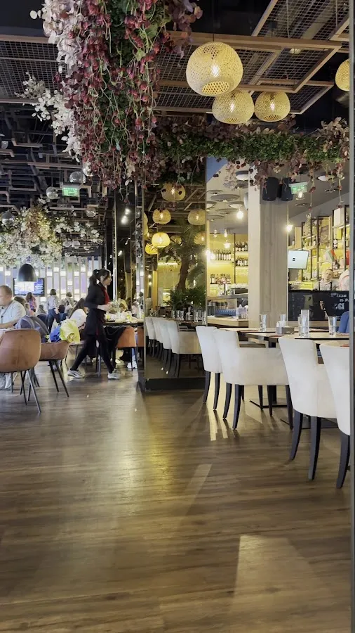 BookNoFees: 음식점 – Mr. Pizza – Sofia – Mr. Pizza, 사진 3
