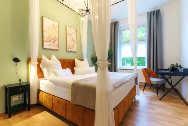 BookNoFees: 발코니가 있는 매력적인 구식 건물 아파트, 마그데부르크 중심부 – Magdeburg