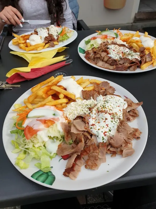 BookNoFees: 스낵바 – Yan's Grill Imbiss – Geseke – Yan's Grill Imbiss, 사진 2