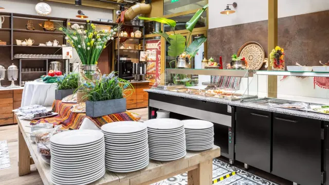 BookNoFees: 음식점 – Kent Restaurant Rudolfsheim-Fünfhaus – Vienna – 켄트 레스토랑 루돌프스하임-퓐프하우스, 사진 2