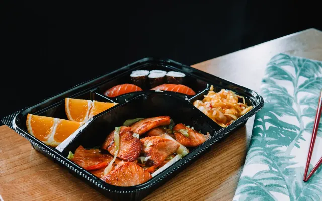 BookNoFees: 스낵바 – Noodle King – Vienna – Noodle King, 사진 2