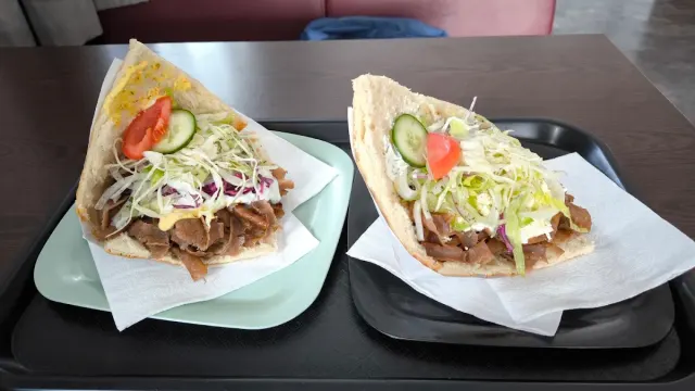 BookNoFees: 음식점 – Istanbul Döner – Freudenberg – Istanbul Döner, 사진 2