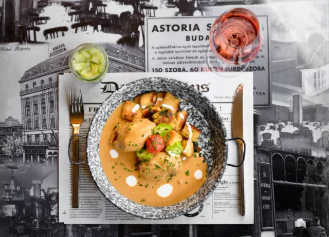 BookNoFees: 음식점 – Café Astoria – Budapest – Café Astoria, 사진 3