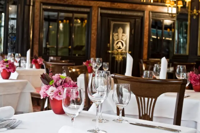 BookNoFees: 음식점 – Café Astoria – Budapest – Café Astoria, 사진 2