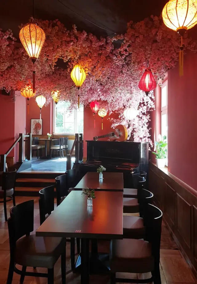 BookNoFees: 음식점 – Q Garden – Berlin – Q Garden, 사진 2