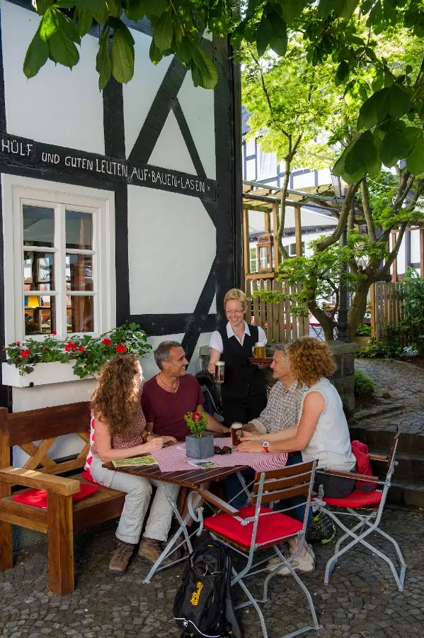 BookNoFees: 스낵바 – Imbiss Esselstübchen – Eslohe – Imbiss Esselstübchen, 사진 1