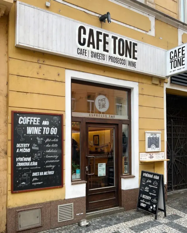 BookNoFees: 카페 – Cafe Tone – Prague – 카페 톤, 사진 2