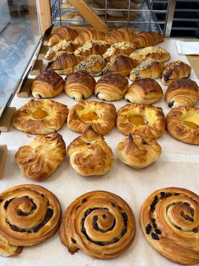 BookNoFees: 베이커리 – Pekarna "Art Bread" – Ljubljana – 빵집 "Art Bread", 사진 2