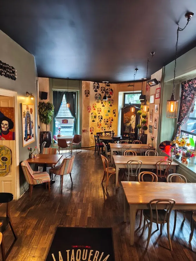 BookNoFees: 음식점 – La Taqueria – Belgrade – La Taqueria, 사진 1
