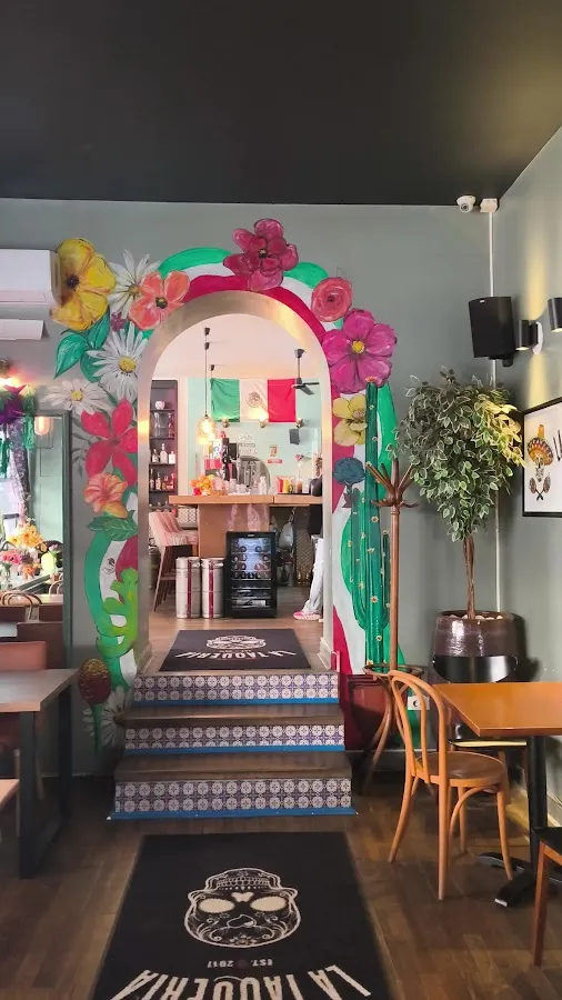 BookNoFees: 음식점 – La Taqueria – Belgrade – La Taqueria, 사진 3