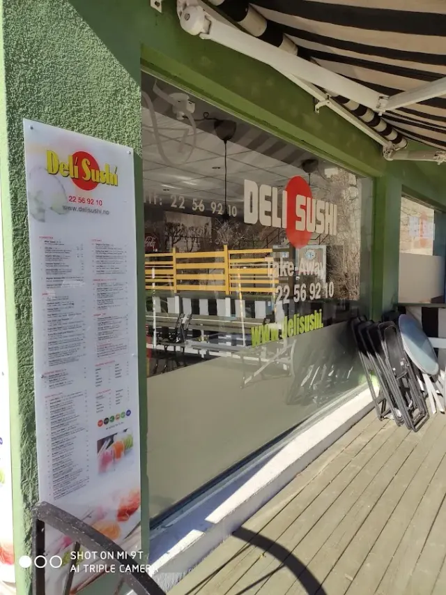 BookNoFees: 스낵바 – Deli Sushi – Oslo – Deli Sushi, 사진 3