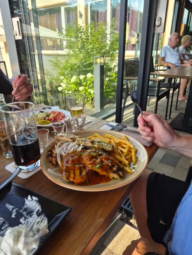BookNoFees: 음식점 – Artemis Griechisches Restaurant – Waltrop – 아르테미스 그리스 레스토랑, 사진 2