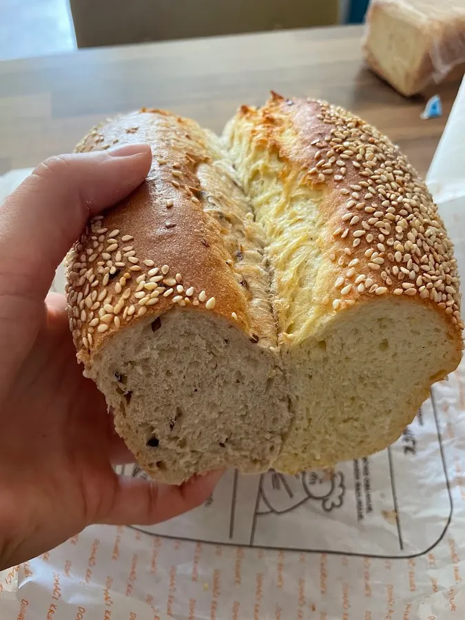 BookNoFees: 베이커리 – Panem - Pekarna Vevče – Ljubljana – Panem - Pekarna Vevče, 사진 1