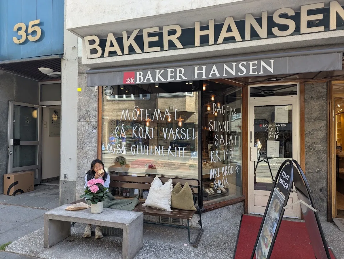 BookNoFees: 카페 – Baker Hansen – Oslo – Baker Hansen, 사진 1