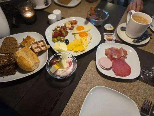 BookNoFees: 음식점 – Café Corner Café – Recklinghausen – Café Corner Café, 사진 3