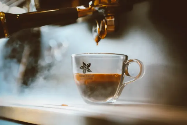 BookNoFees: 카페 – Coffee Island – Athens – Coffee Island, 사진 2