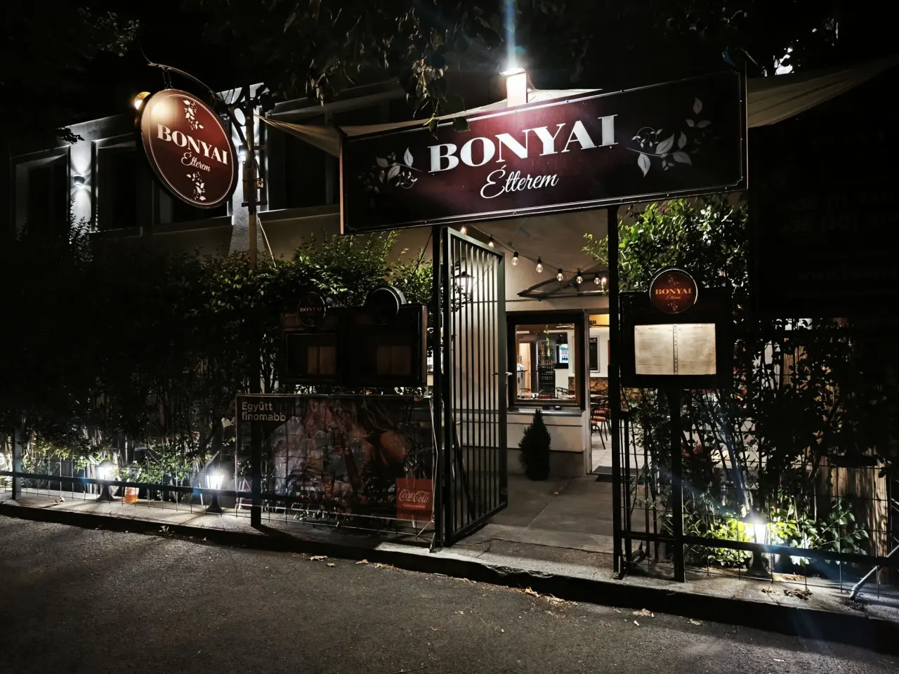 BookNoFees: 음식점 – Bonyai Étterem – Budapest – Bonyai Étterem, 사진 1
