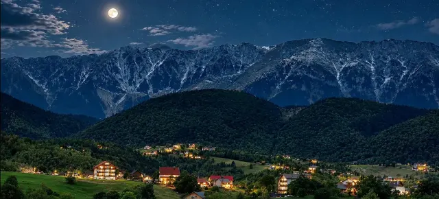 BookNoFees: 산 전망과 정원을 갖춘 평화로운 개인실입니다 – Brasov