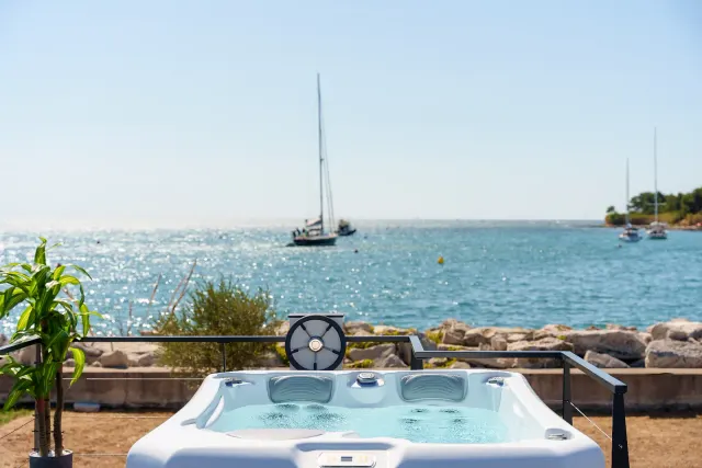 BookNoFees: Luxury Sea House Pearl Infinity – 노비그라드의 독점 하우스보트 – Novigrad