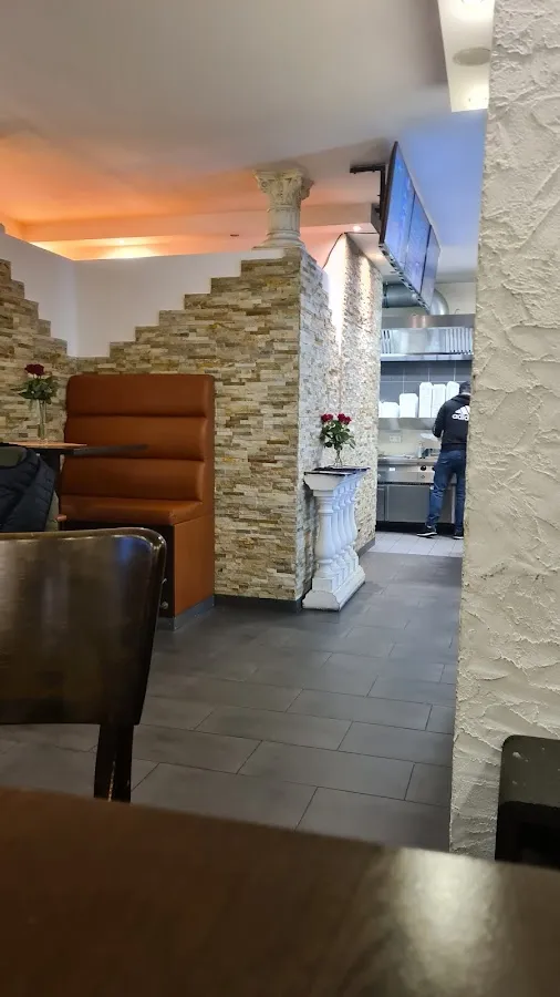 BookNoFees: 음식점 – Capolinea Gyros – Wenden – Capolinea Gyros, 사진 1
