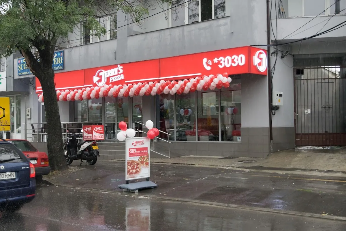 BookNoFees: 음식점 – Jerry's Pizza - Bucureștii Noi – Bucharest – 제리 피자 - 부쿠레슈티 노이, 사진 1
